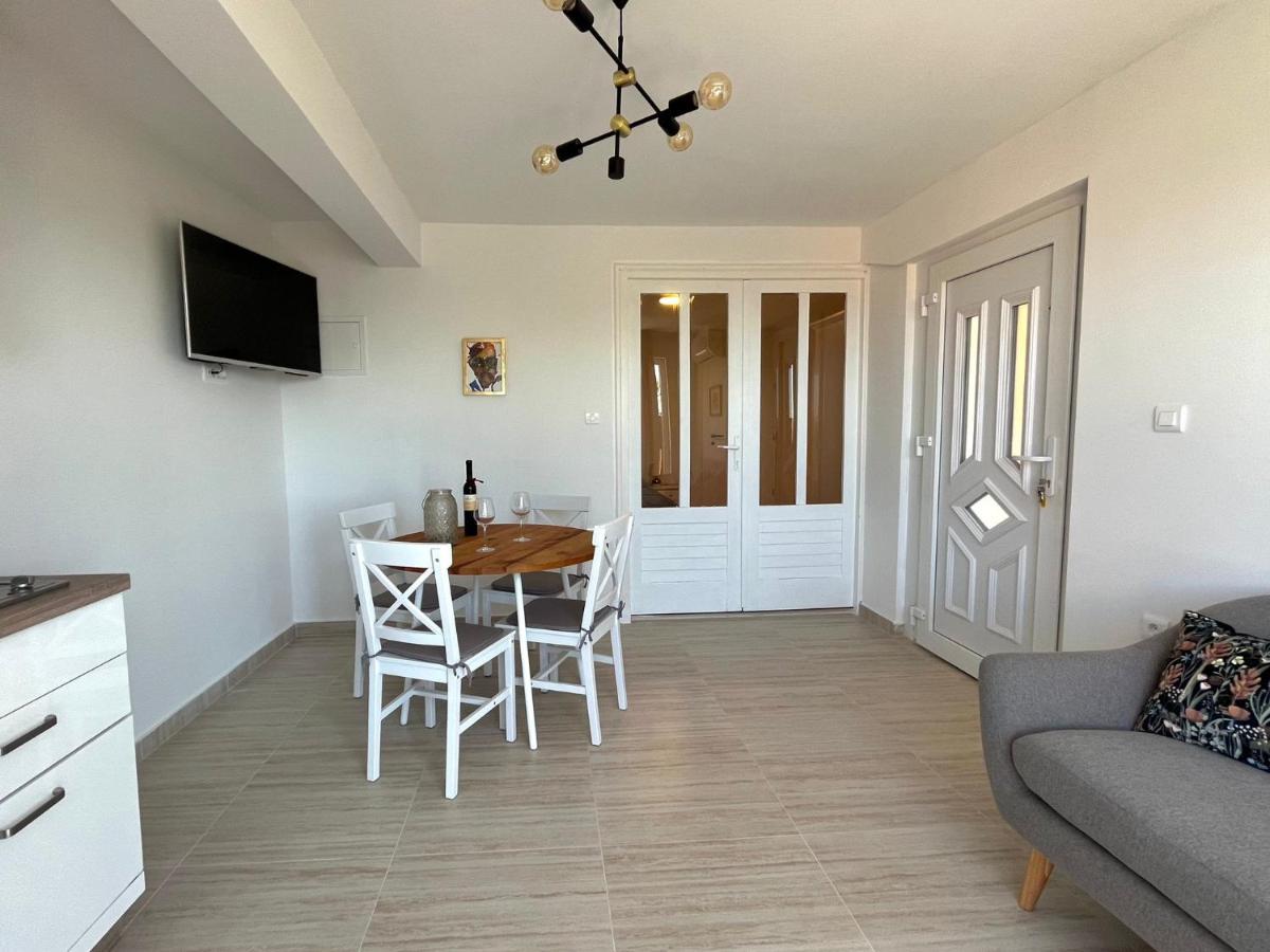 D&M Apartments Palit المظهر الخارجي الصورة